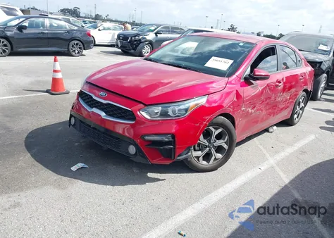 2021 Kia Forte Lxs из США, поврежденный, VIN 3KPF24AD0ME272879